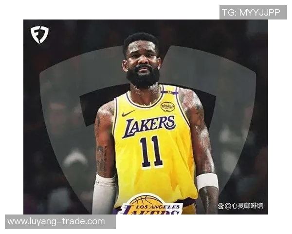 湖人管理层牛逼，休赛期0价值来了个适配当打中锋艾顿！